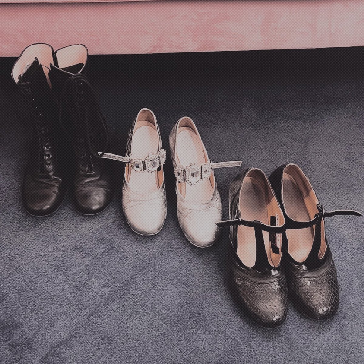 ⠀ ⠀ ⠀
⠀ ⠀ ⠀ on 𝐜𝐡𝐢𝐜𝐚𝐠𝐨 𝐭𝐡𝐞 𝐦𝐮𝐬𝐢𝐜𝐚𝐥, nyc .
⠀ ⠀ ⠀ 𝚏𝚛𝚒𝚍𝚊𝚢 𝚒𝚗 𝚖𝚢 𝐡𝐚𝐩𝐩𝐲 𝚙𝚕𝚊𝚌𝚎 .ᐟ 
⠀ ⠀ ⠀ this theater life is damn hard
⠀ ⠀ ⠀ but i love it .   — 𝚞 𝚙 𝚍 𝚊 𝚝 𝚎 ᥫ᭡
⠀ ⠀ ⠀