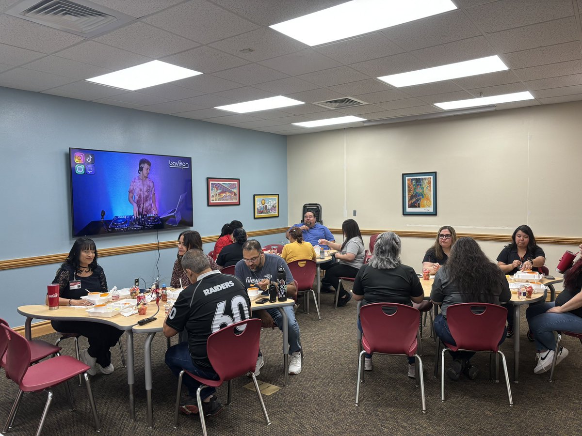 We could not let the school year end without recognizing our amazing parent liaison, Ms. Claudia Castro, for being the link between our schools and parents! TISD appreciates you! #TISDProud @TISDFamilyEnga1 @TornilloISD 💕🐾