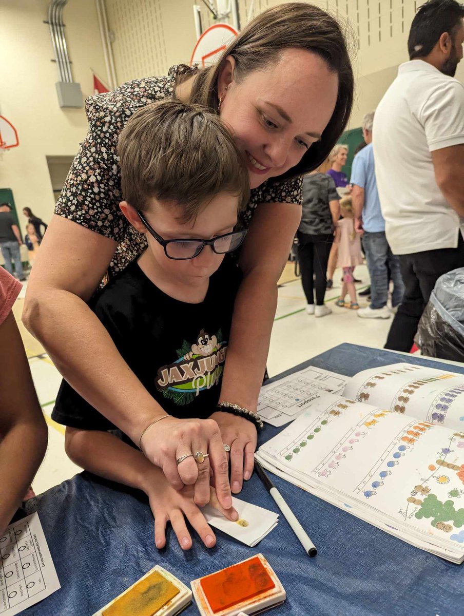 Yesterday evening for Investing in Children's I Spy a Mystery Family Literacy and Math Event at Hickson Central Public School was truly memorable with 108 children and 64 families!
#iicflme #earlyliteracymatters