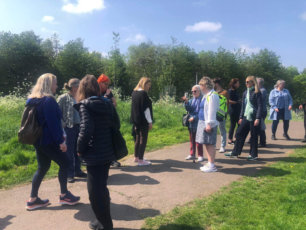 In support of #mentalhealthawarenessweek @jenni_minto today joined participants from Ageing Well Edinburgh on their #healthwalk to hear more about how being active contributes to improved physical, mental and social health.