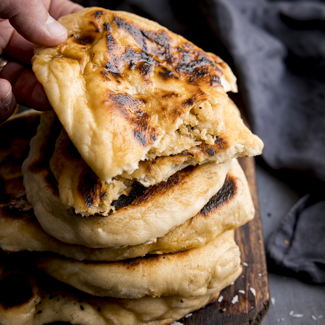 Homemade Peshwari Naan - What could be better than soft fluffy naan with a hint of sweetness to mop up a lovely sauce curry! This bread is the perfect blend of sweet and savoury!😋😋 kitchensanctuary.com/homemade-peshw… #kitchensanctuary #Foodie #recipe