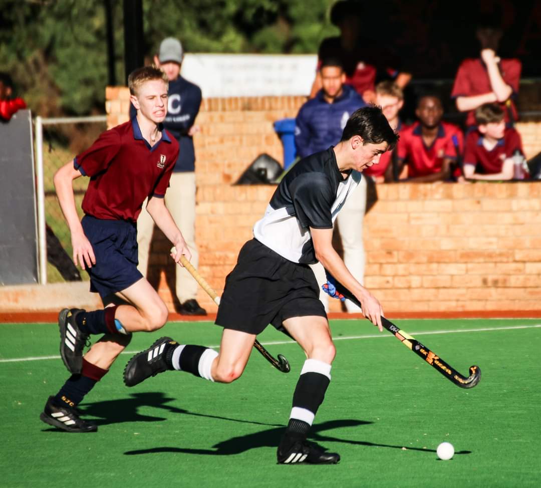 jeppeboys's tweet photo. The teams playing in hockey tournaments have all had a good  opening day https://t.co/rWOGirEpQV