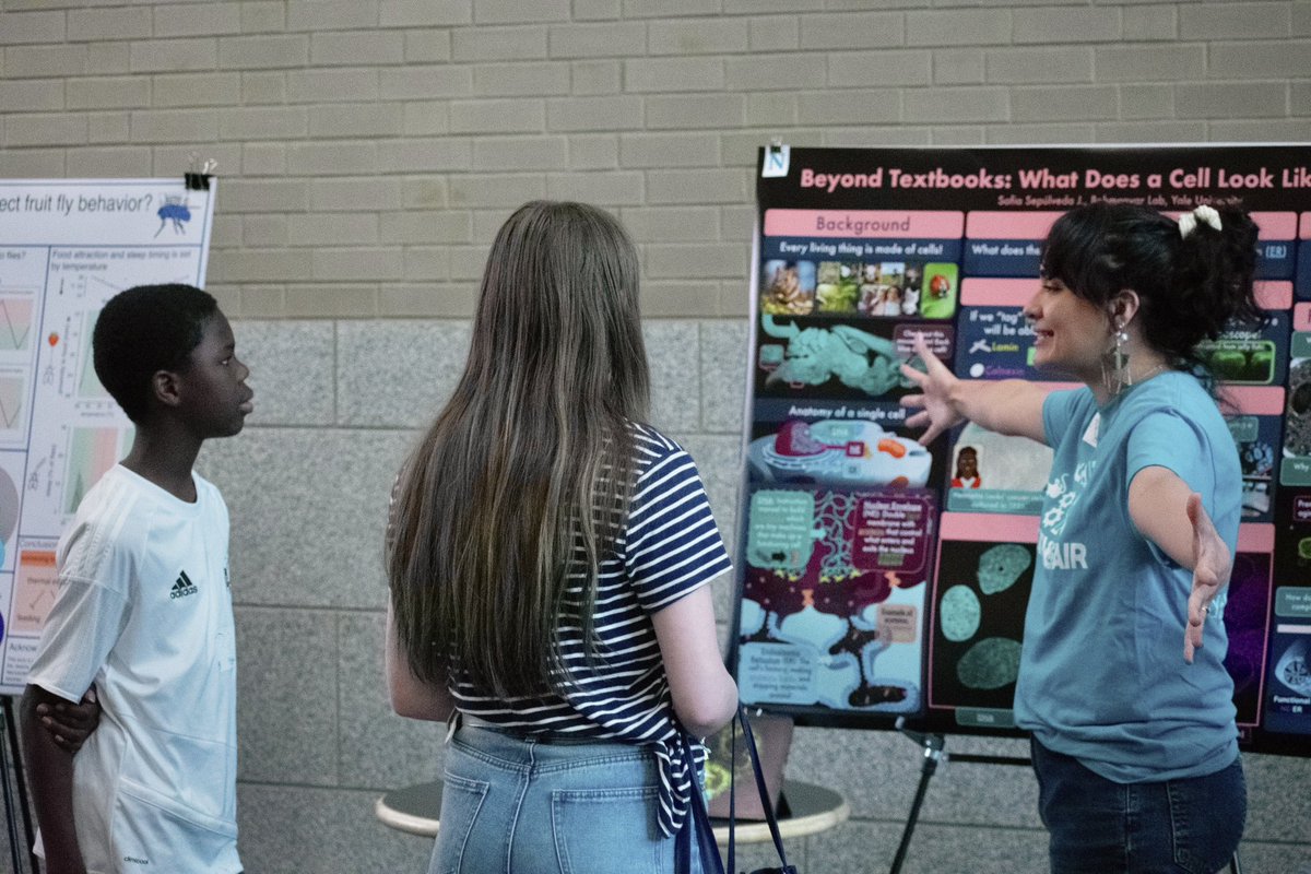 Flipped Science Fair was a success! Over 60 local middle schoolers got to hear and score three rounds of poster presentations 🧪

Thanks to everyone who helped and @yalesenate for funding!

#OpenLabs #Yale #YaleSenate #FlippedScienceFair #ScienceOutreach #Outreach #ScienceFair