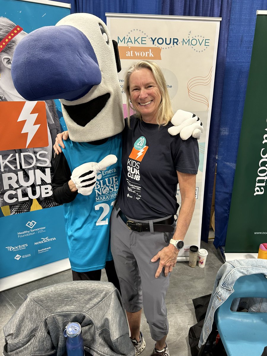 One of the highlights of @BNMarathon weekend is hanging out with Myles. Thx Myles for visiting so many of our KRC schools this spring!