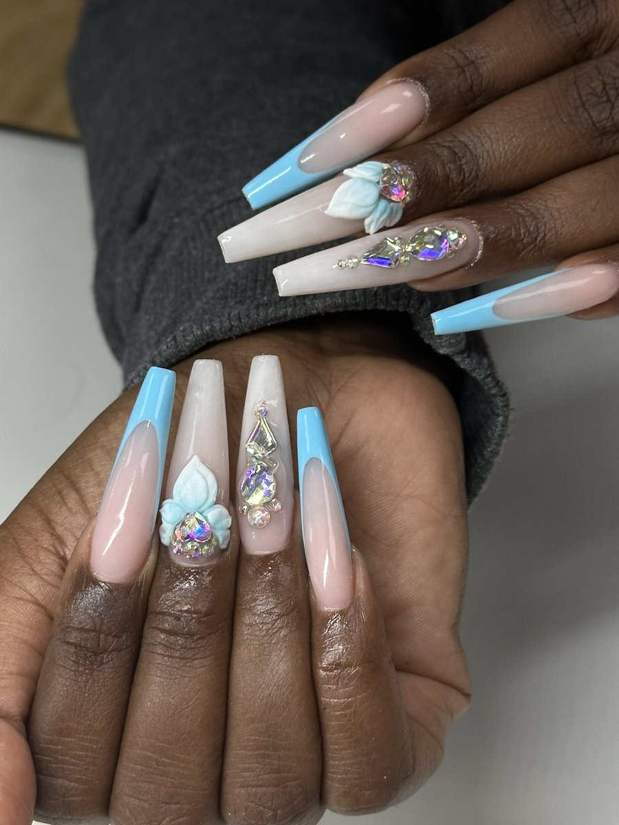 #NailCam 💅🏾📸🩵🥹

#LongIslandNails #RVC #RockvilleCentre #NY