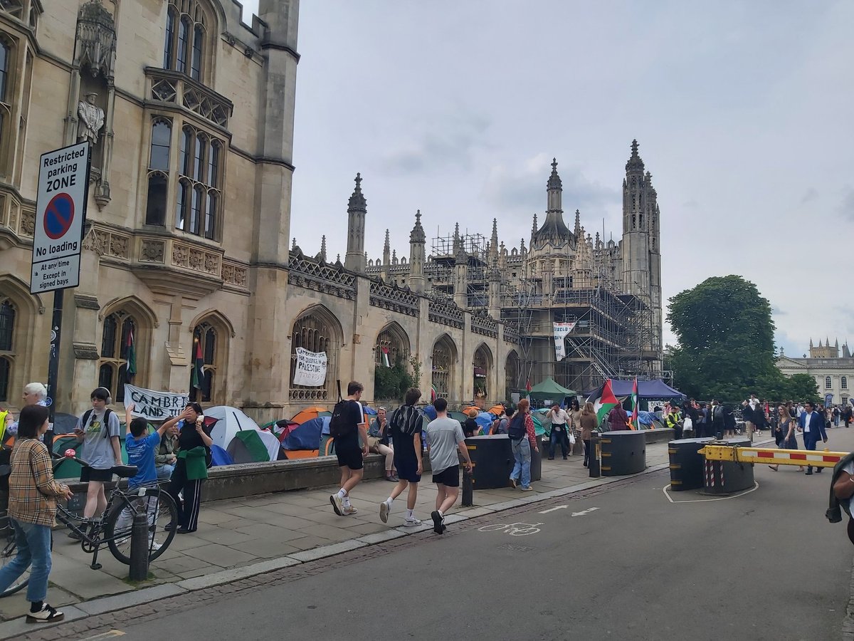 Lina Fadel (@drlfadel) on Twitter photo Thank you <a href="/Cambridge_Uni/">Cambridge University</a> for having me & to the wonderful organisers <a href="/DanaiAvgeri/">Danai Avgeri</a>, Dita N. Love @PJA_project <a href="/awafarahh/">Awa Farah</a> <a href="/CRASSHlive/">CRASSH, Cambridge</a> for the warm invite to an excellent conference. Excited about representing <a href="/hw_irc/">Heriot-Watt IRC</a> & <a href="/OtherSideLitMag/">the other side of hope || lit MAG</a> & our creative collaboration. You guys rock!! Thank you <a href="/Cambridge_Uni/">Cambridge University</a> for having me & to the wonderful organisers <a href="/DanaiAvgeri/">Danai Avgeri</a>, Dita N. Love @PJA_project <a href="/awafarahh/">Awa Farah</a> <a href="/CRASSHlive/">CRASSH, Cambridge</a> for the warm invite to an excellent conference. Excited about representing <a href="/hw_irc/">Heriot-Watt IRC</a> & <a href="/OtherSideLitMag/">the other side of hope || lit MAG</a> & our creative collaboration. You guys rock!!