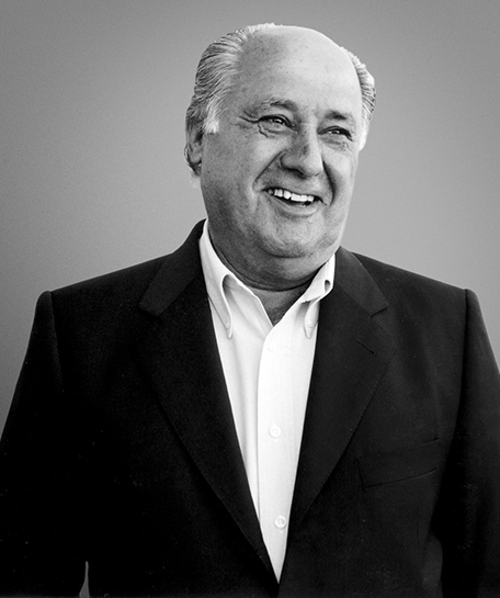 japonce67's tweet photo. Hoy quiero agradecer personalmente y dar mi más sincero agradecimiento, aunque se que no le llegará el mensaje, (desearía que así fuera pero se que es difícil),  a Don Amancio Ortega Gaona, hombre que dono unas carísimas maquinas contra el cáncer, (que Podemos critico) que en estos dos últimos meses atrás, han estado dando unas sesiones de radio a mi padre, las cuales han hecho desaparecer dos tumores de pulmón, del que ya estaba operado y que se habían reproducido.
Dentro del mal que lleva acumulado y el deterioro en su salud, ha sido una gota de esperanza en mi padre.
Me gustaría que le pudiera llegar este agradecimiento.