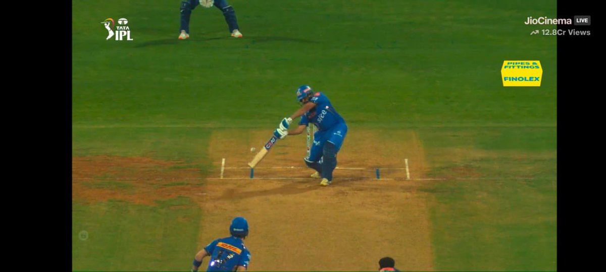 Rohit Sharma smashing Naveen Ul Haq.

Captain is in hot form ahead of T20 WC 🔥 #MIvLSG #IPLonJioCinema