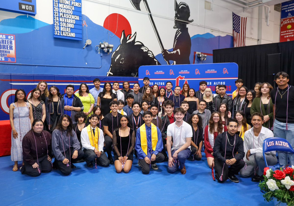GRADUATION TAKEOVER: We did it! Last night, we wrapped up our annual Senior Nights at Wilson and Los Altos high schools, highlighting the outstanding accomplishments of our soon-to-be Class of 2024 graduates! Visit bit.ly/HLP_SeniorNigh… to view more celebratory pics!