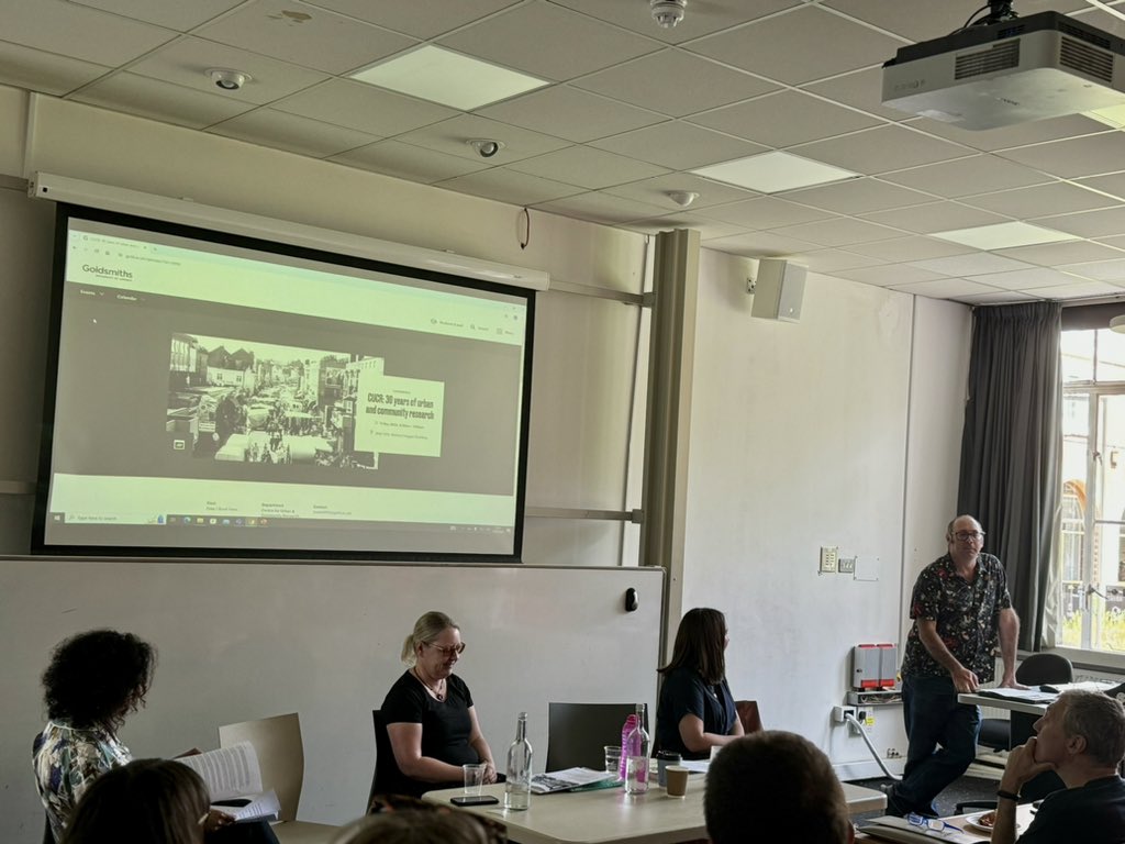 Great honour to be back at @SociologyGold to talk at @thecucr 30 years of urban and community research, and to share this space with amazing intellectuals. Thanks @urbanmorph @spatialmutation @AcademicDiary for all the support and generosity all these years. Felt like home again