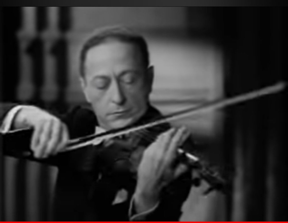 #JaschaHeifetz plays #Tchaikovsky Violin Concerto: 1st mov. #Violin youtu.be/kFaq9kTlcaY?fe… via @YouTube