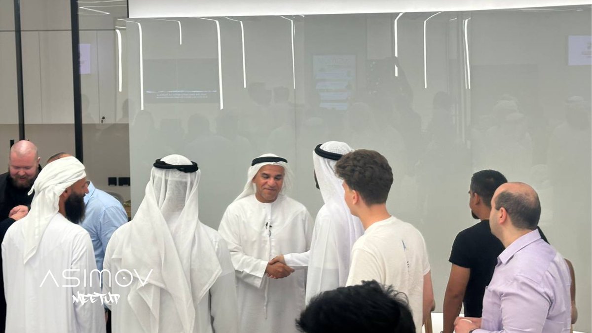 ASIMOVMeetup's tweet image. 🔥 The panel discussion at CodersHQ was epic! Now's the perfect time to break off into small groups, geek out over some deep convo, and snag some snacks. 
Let's keep this tech vibe rolling!
#AsimovAIMeetup #CodersHQ
