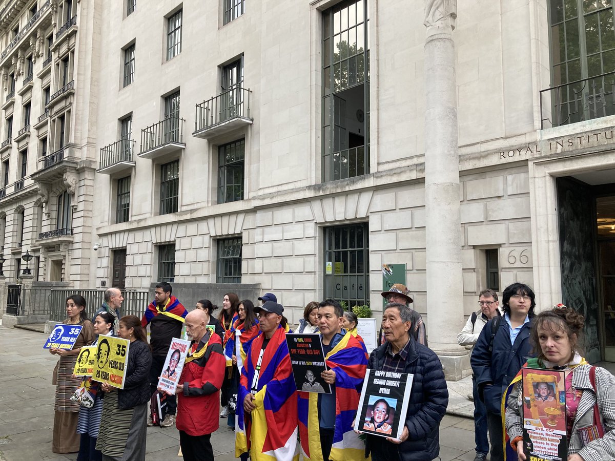 We are gathered opposite ⁦<a href="/ChineseEmbinUK/">Chinese Embassy in UK</a>⁩ to demand China Release the Panchen Lama now! #TibetsStolenChild