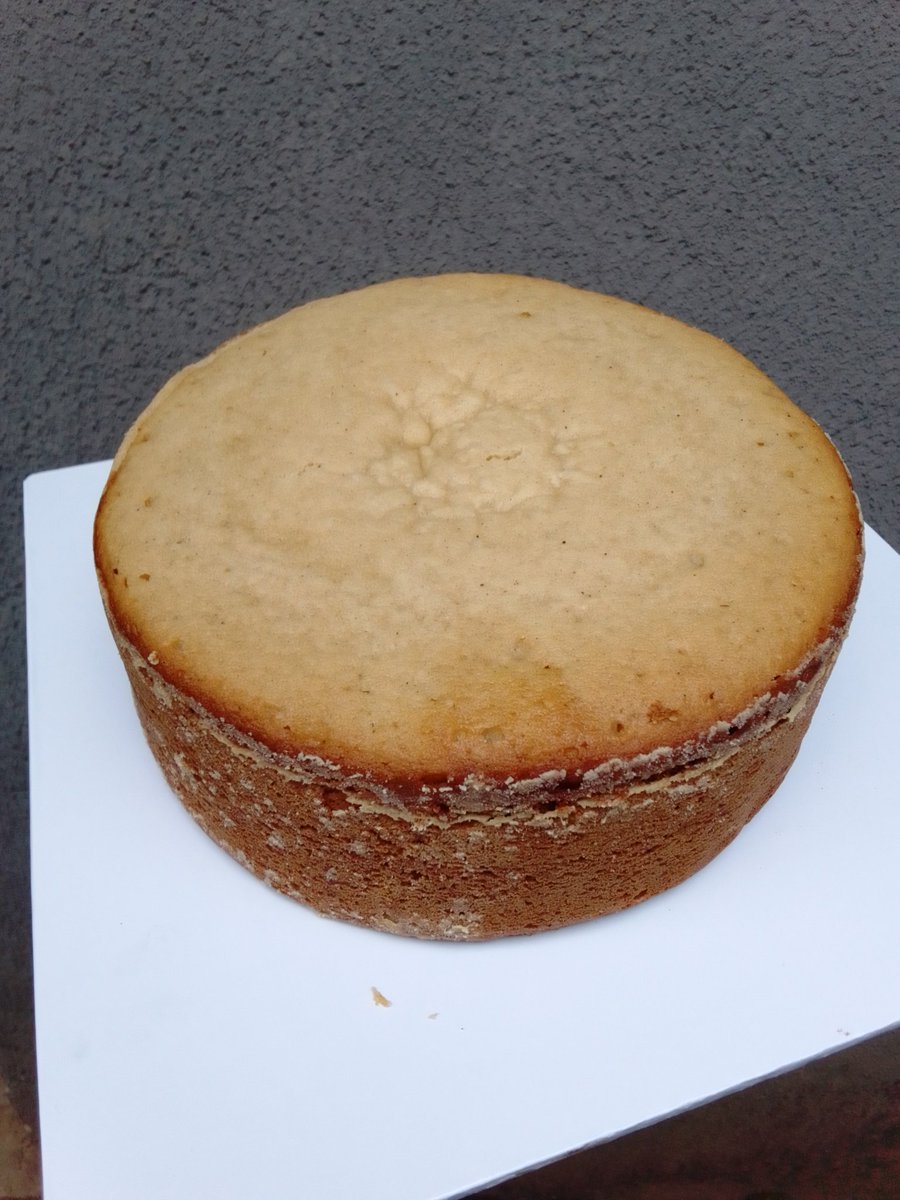 CAgbazie's tweet photo. From Gracy cakes 'N'More โค๏ธ๐๐. #Awkabaker https://t.co/vpkm4Vv2Oa