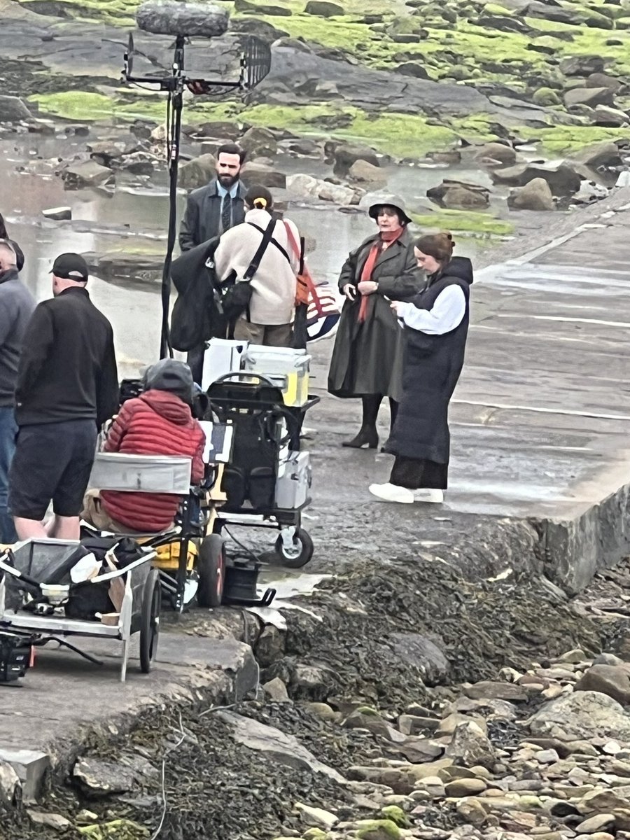 Got to see one of my favourite actors today @BrendaBlethyn @David_J_Leon  at St Marys lighthouse #vera