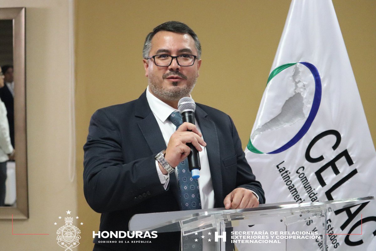 📌| Honduras da la bienvenida a Coordinadores Nacionales de #CELAC, en representación del Canciller @EnriqueReinaHN el Subsecretario de Política Exterior y Coordinador de la PPT, de CELAC, @gtorreszelaya1 brindó las palabras de agradecimiento a los presentes.
