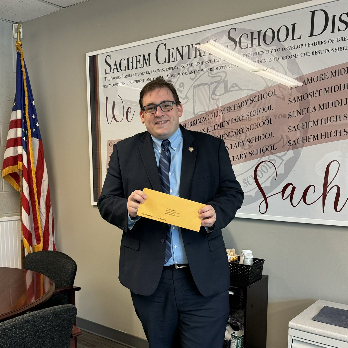 🎓🗳️ Don’t forget to vote in Tuesday’s School Budget! Just voted absentee as I’ll be in Albany. As a proud Sachem graduate, parent, and taxpayer: I can tell you this is the election where your vote has the most weight & most directly impacts our community and property values.
