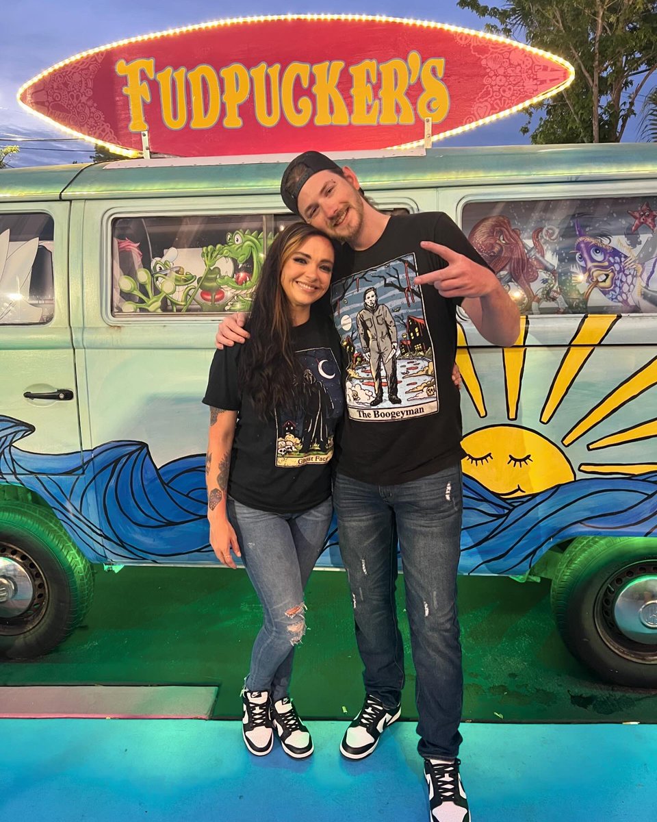 bulbashine's tweet image. hey twitter 🤙🏼