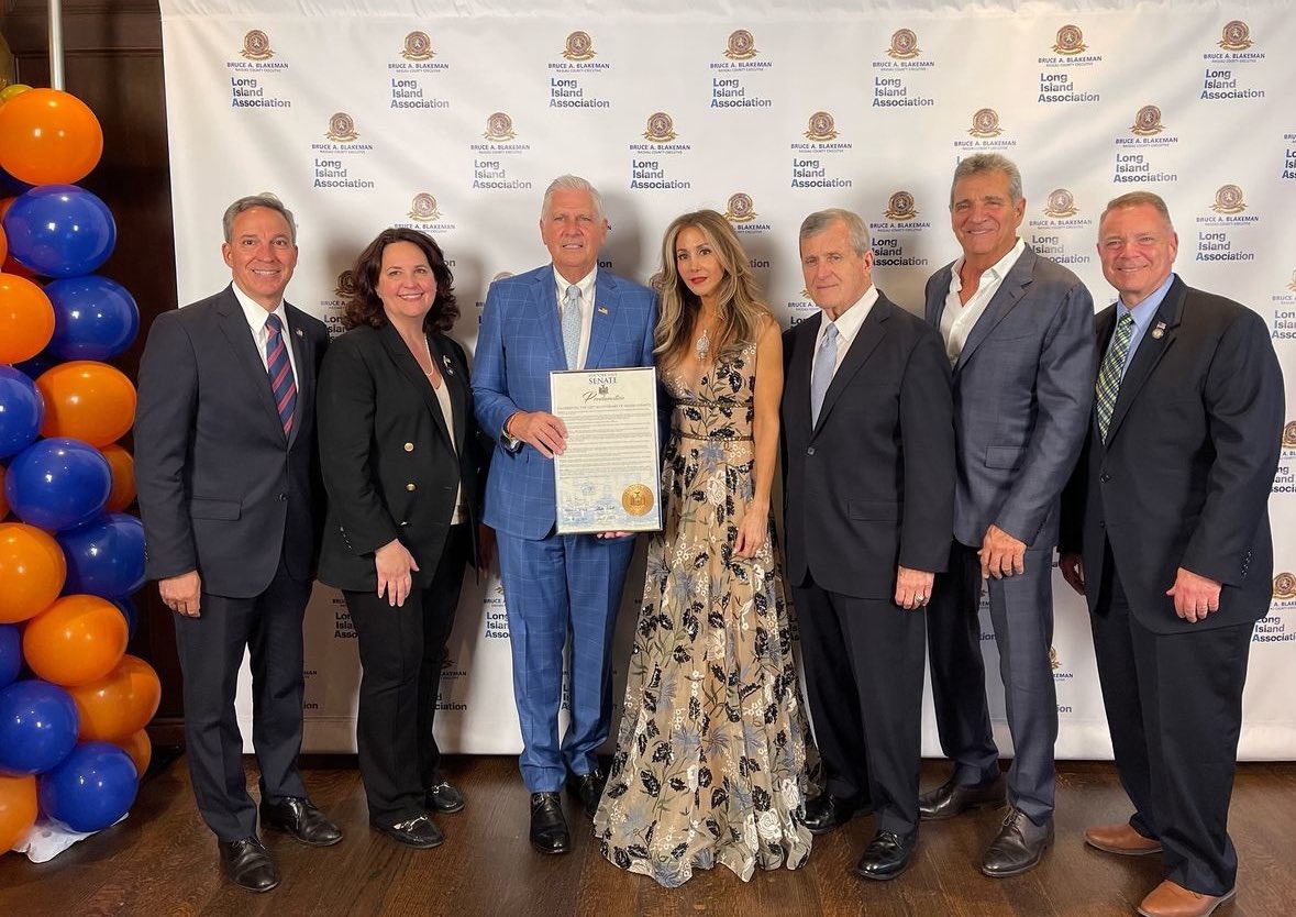 I am blessed to call Nassau County home, the perfect place to raise a family and create lifelong memories. Yesterday evening, I was honored to join with friends and colleagues to celebrate Nassau County’s 125th Anniversary! #125thAnniversary #NassauCounty