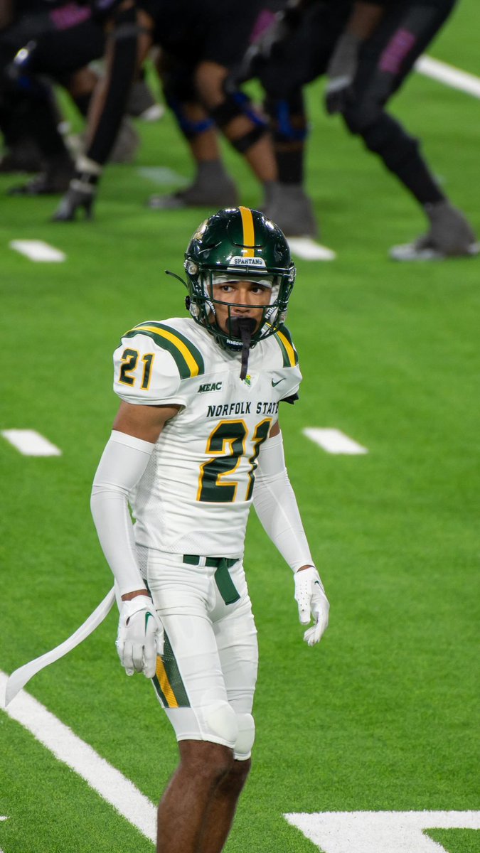 #AGTG Blessed to receive an offer from Norfolk State University <a href="/CoachSteveAdams/">Steve Adams</a> <a href="/Coach_Odums/">Coach Dawson Odums 🏈</a> <a href="/CoachBMWilliams/">Brandon Williams</a> <a href="/QPayton/">Big Q</a> <a href="/9TWhitehead/">Terrell Whitehead</a> <a href="/CoachShaunJames/">Shaun James Jr</a> <a href="/NCAAFNation247/">NCAAF Nation</a> <a href="/BrianDohn247/">BrianDohn247</a> @RivalsFriedman <a href="/adamgorney/">Adam Gorney</a>