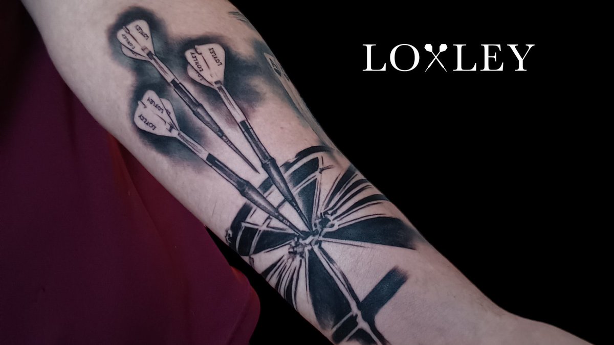 @LoxleyDarts had to steal this 🤣 This tattoo has inspired us to bring you all a deal 😉 The Robin Gold Edition is now on sale Check it out right here 🎯 premierdarts.co.uk/products/loxle…