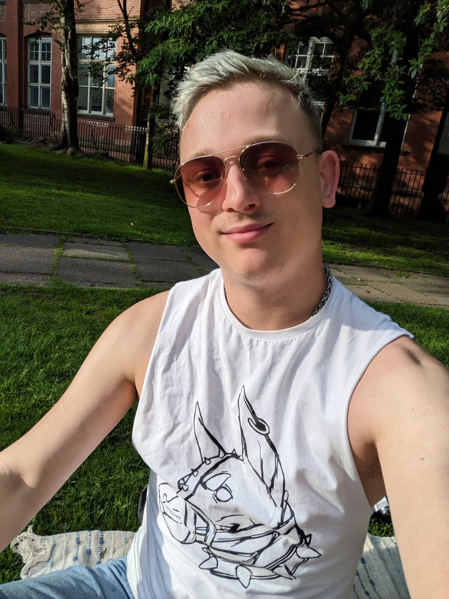 PupDapper's tweet image. cheeky park wine 😜