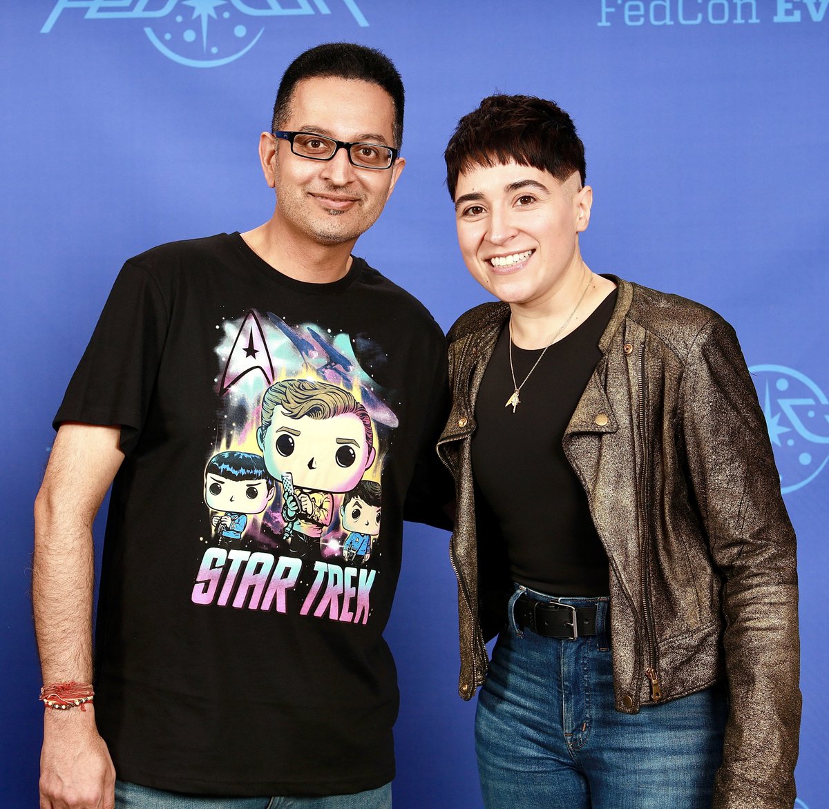 A special thank you to @melissaCnavia who flew all the way from Canada and filming the final episode of season 3 of #StarTrekStrangeNewWorlds to be with us at @FedCon in Germany last Sunday. It was fantastic meeting you!! 😊🖖🏼 #FedCon32 #FedCon #FedCon2024 #StarTrek #StarTrekSNW