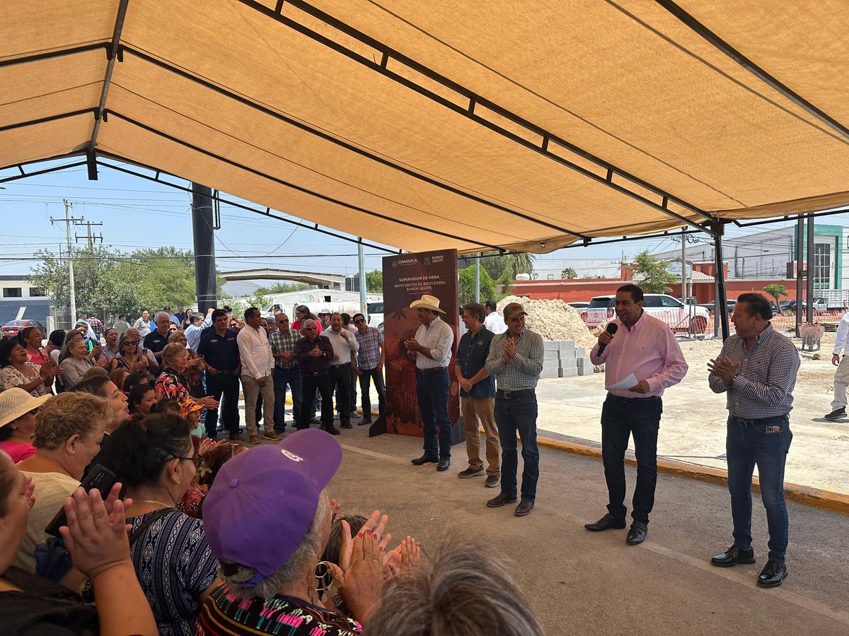 En la supervisión de obra del monumento de bienvenida de #RamosArizpe. #Coahuila