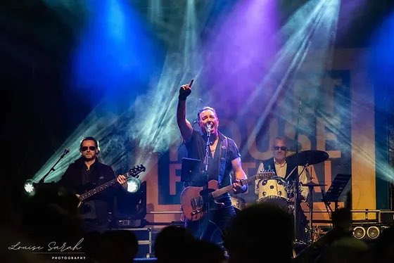 Scariff Harbour Fest tweet media