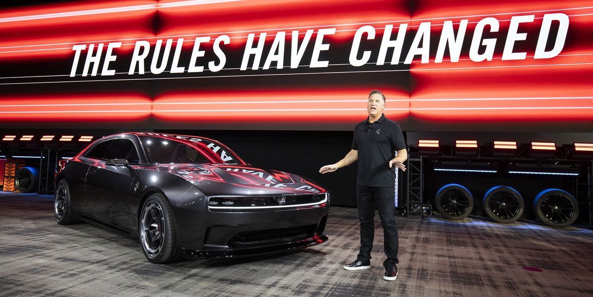 Dodge CEO, muscle car godfather Tim Kuniskis is retiring. bit.ly/3V2GQfM