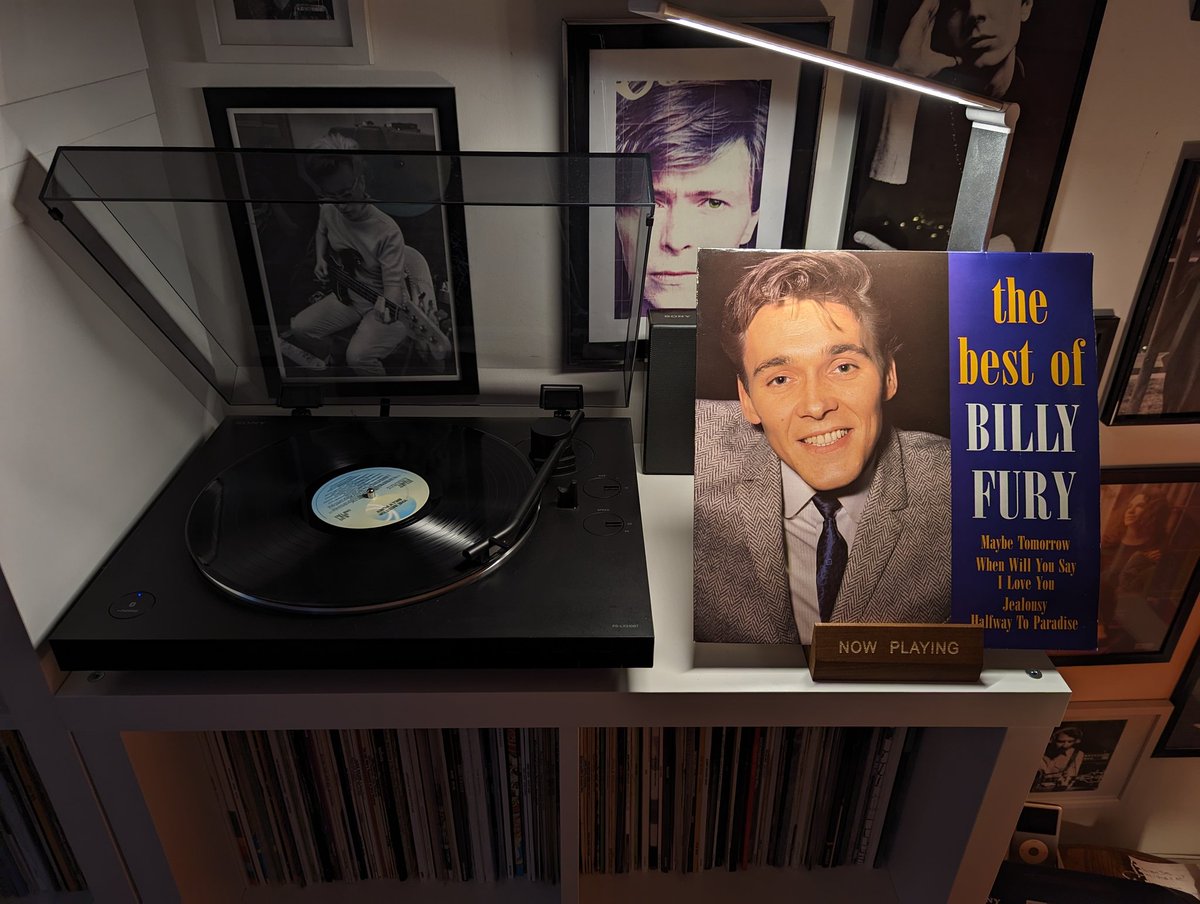 Quite the forgotten man of '60's pop, Billy had the good looks, a decent voice and musical ability to spare. Here's a collection of those massive hits that, scandalously, rarely get mentioned in retrospectives and receive scant airplay today. #BillyFury #Fridayvinyl #NP