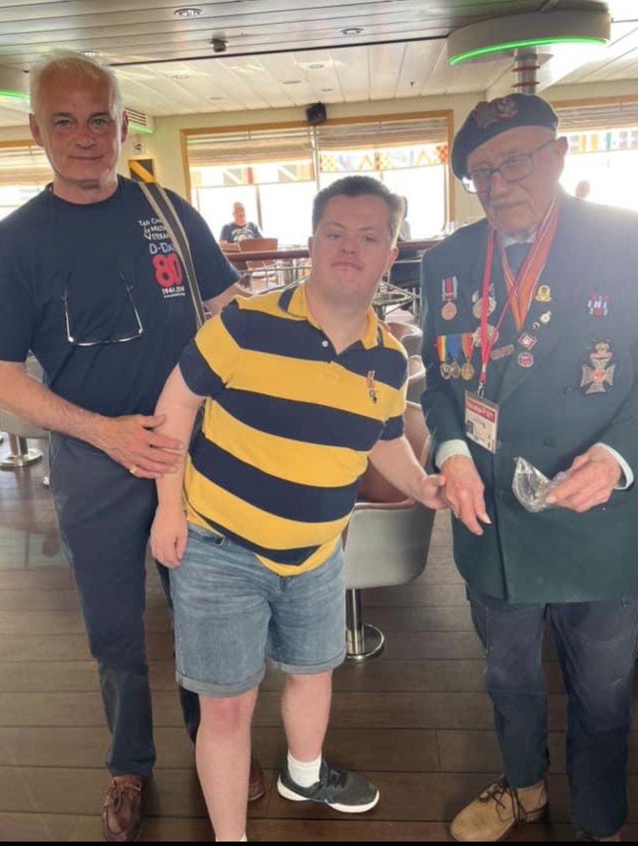 Great to meet Josh and his Mum Debbie on the ferry. Debbie said “Beyond thrilled to meet Dickie and Dave yesterday. They were each both very kind and gave my son Josh a small gift. He was so thrilled and loved having his photo taken with them both. It truly made my holiday.”