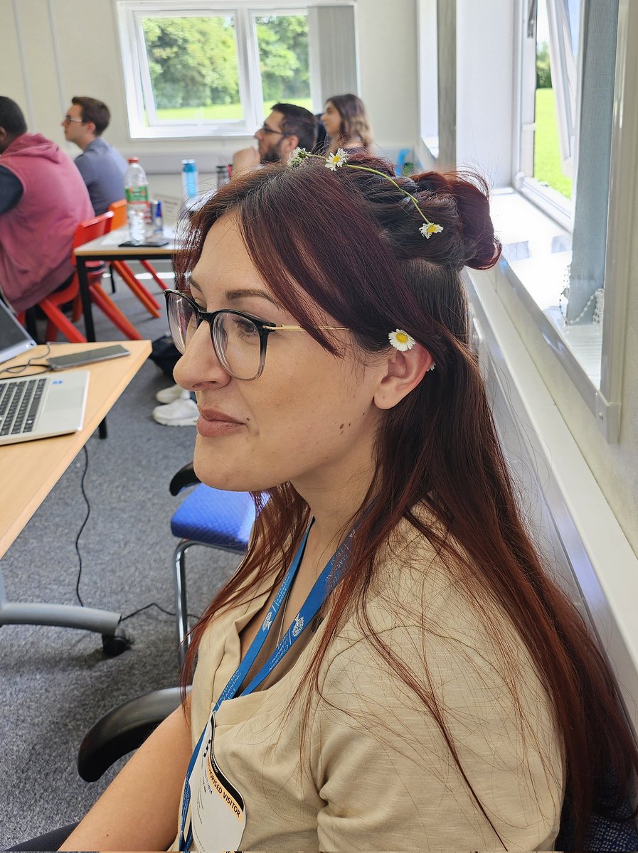 Summer was in the air when @CTGtraining secondary visited @linsladeschool @AHLGould has appointed @mr_iqz as our official photographer and he takes this role very seriously! Daisy chains with @cheryl_B_CTSH and transition training with Richard from @ChallneyBoys - a splendid day!