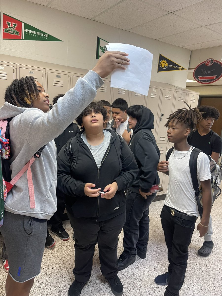 📣 Shout out to Coach Warner! Her students were engaged the WHOLE class trying to escape from a catastrophic meteor ☄️ Hands down one of the BEST escape rooms I’ve witnessed! @Byrd_Middle #ScienceClass #StudentEngagement