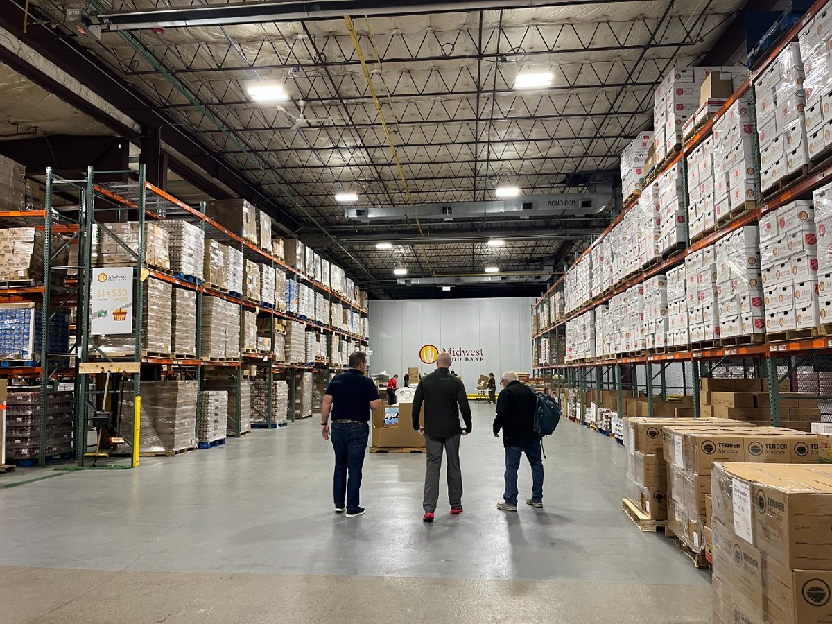 Throw back to packing boxes and spreading love with #MidwestFoodBank! We are so thankful for your giving and excited to continue helping our friends in New York with our outreach efforts 🙌🏼📦 

#GivingBack #Grateful #GOSPELeverywhere #TheStory #spreadtruth