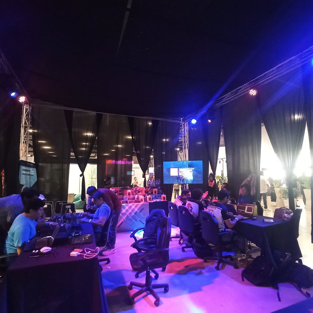 Yulia Cherdantseva tweet media