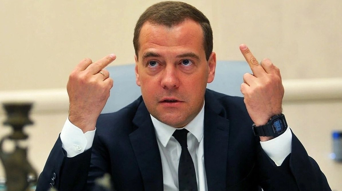 ⚡️Medvedev admitted that if long-range missiles are sent to Ukraine, the borders of the sanitary zone may end up on Polish territory hahahahahahahahaha
