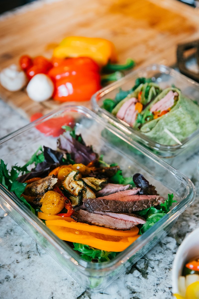 Seeding season is in full swing! This Mediterranean Roasted Beef and Veggies can be a great recipe for multiple meals and can be eaten on the go or in your tractor cab. 

canadabeef.ca/recipes/medite…