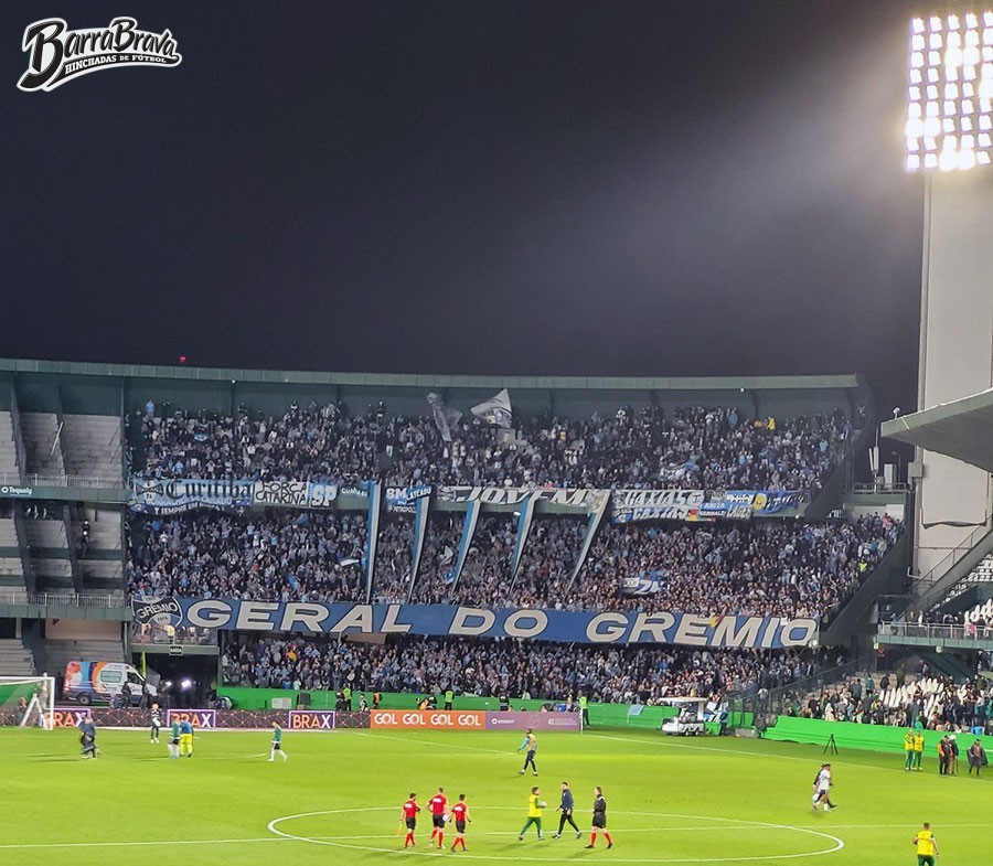 Grêmio informa que debido a la trágica inundación que azota Río Grande do Sul, mudará su localía al Couto Pereira, Curitiba. #CopaLibertadores