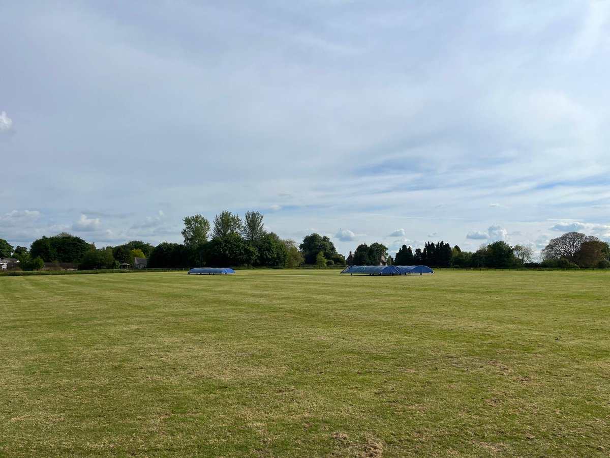 After the rain...

An incredible job by the Manor Farm grounds team has left our home in top-top condition going into the weekend.

#HorsePower
