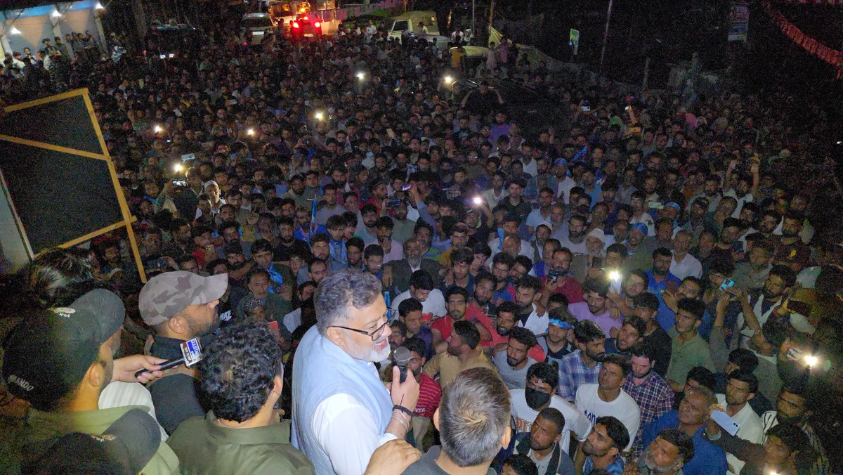 @JKPCOfficial Road Convention at Nowgam (Sonawari) led by Molvi @imranrezaansari and Yasir Reshi Sb