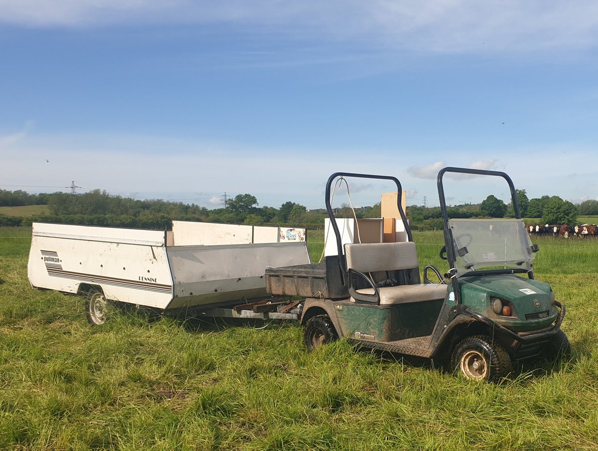 Bought this off Facebook Market Place, the nice man who was selling it on behalf of his granny said it was a Polaris electric UTV with a Logic trailer he seemed genuine 🤔 Well pleased, saved a fortune! #cheapskatefarming #golffollowedbycamping