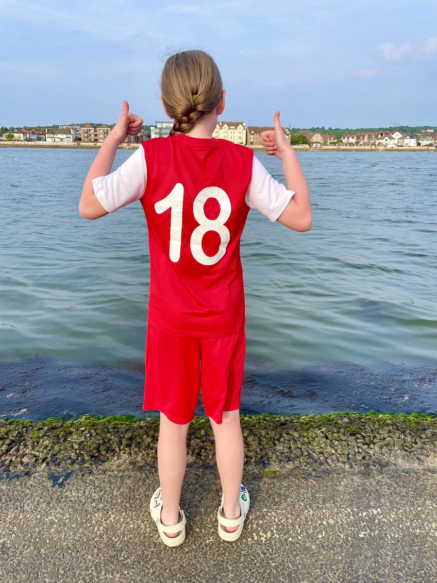 Good Luck @LiverpoolFCW @Ceriholland_11 for last game of season tomorrow 💪🏻🔴wish we could be there but our No.18 has her last league game too 💫 hope both Red teams finish on a win ❤️⚽️🙌🏼@LFCWSC @WirralPhoenix