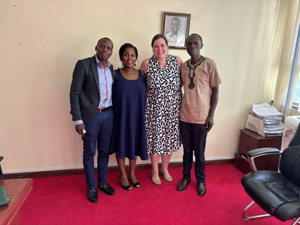 Rachel (she/they) tweet media