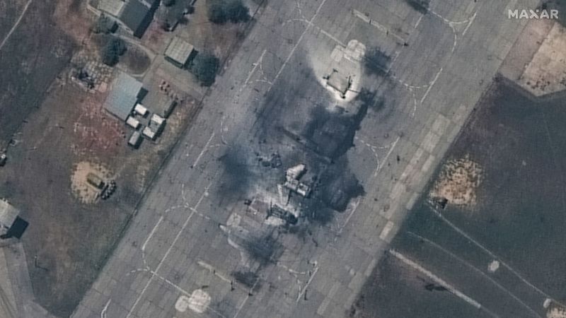 .@CNN | Exclusive #satellite images show destroyed #Russian #jets and building at #Crimean #airbase by @murphy & @hcregan cnn.it/4dKrTpJ #politics #military #Crimea #Israel #Russia #RussiaUkraineWar