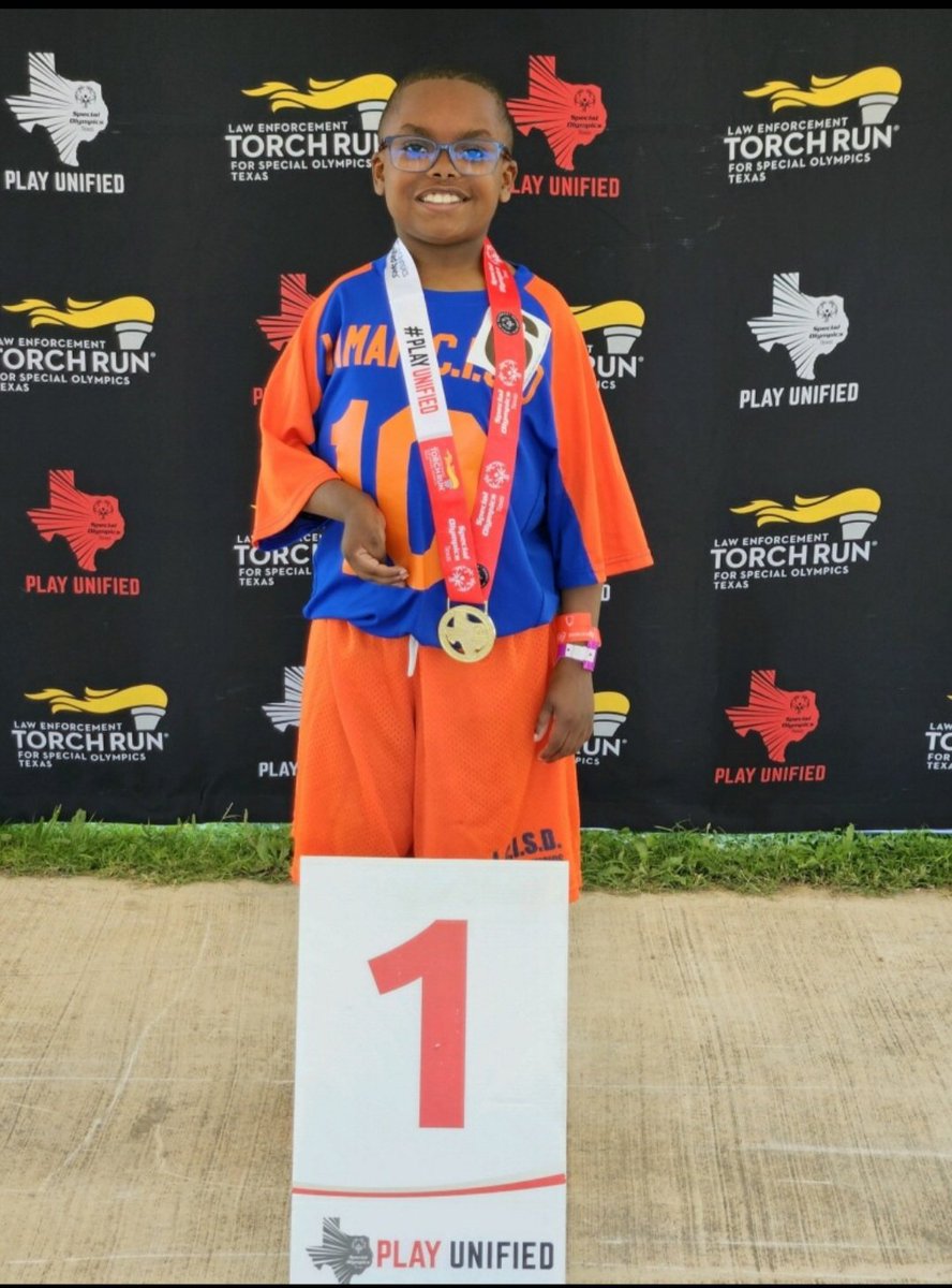 dorsey_adpe's tweet photo. Our 1st @LamarCISD Renegade Gold medal at SG-2024 goes to Carter J. Way to go, CJ🏅 
@lamar_cisd @TiffanyKMathis @briscoe_eagles @Wertheimerhawks @Tonilscott_ed https://t.co/daI9SY8mAL