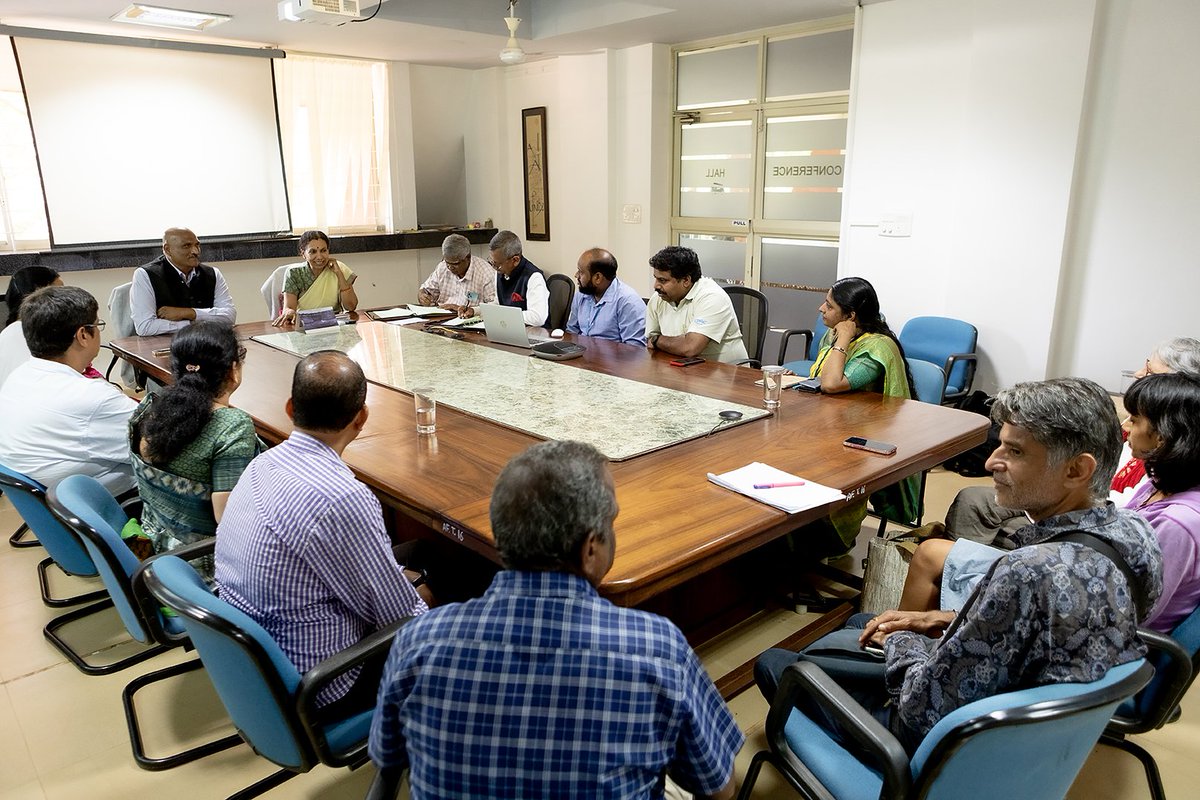 Auroville Foundation, Auroville entered into an MoU with CDAC today. The MoU broadly covers potential engagements and related aspects involving Research, Development and Training between the two including collaboration for smart technology (involving AI). (1/3)