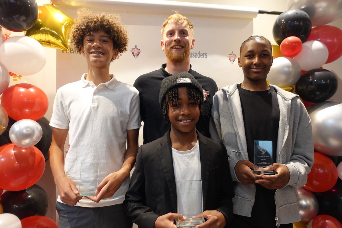 👀 A LOOK BACK AT LAST WEEK 🛡️🏆 This time last week we were celebrating all our national league teams, players and coaches fantastic seasons. You can see the programme from the night which has a summary of each teams season here: flipsnack.com/6B557566AED/eo… #CrusadersAwards