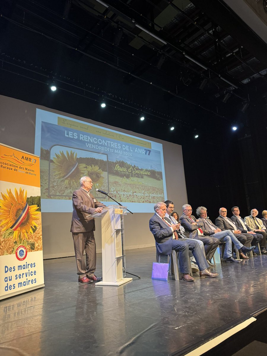 Présent évidemment à l’Assemblée générale de @Maires_Ruraux de Seine-et-Marne.
La ruralité est le cœur battant de nos territoires !
@FDeysson