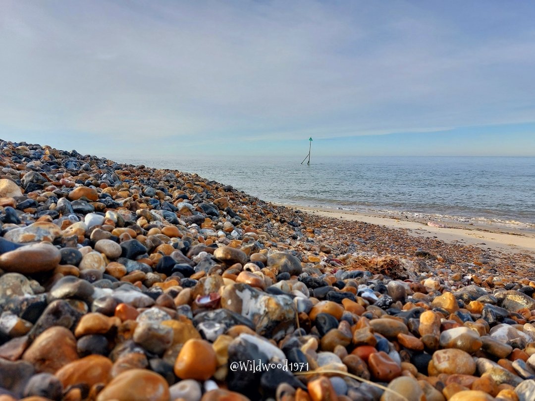 Calm and warm first thing @PONewsHub @greatsussexway @ExpWestSussex @VisitSEEngland @BBCSouthWeather @itvmeridian @AlexisGreenTV @HollyJGreen @PhilippaDrewITV @ThePhotoHour @BBCSussex @CoastalWestSx @thecoastalguide